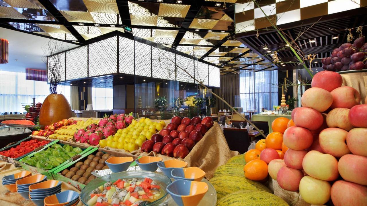 Crowne Plaza Yantai Sea View By Ihg Hotel Exterior photo