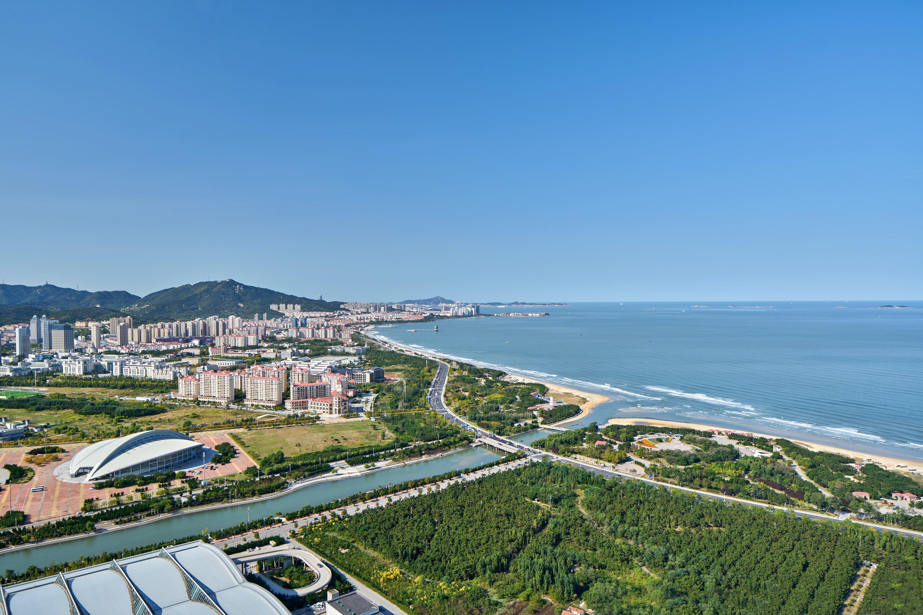 Crowne Plaza Yantai Sea View By Ihg Hotel Exterior photo