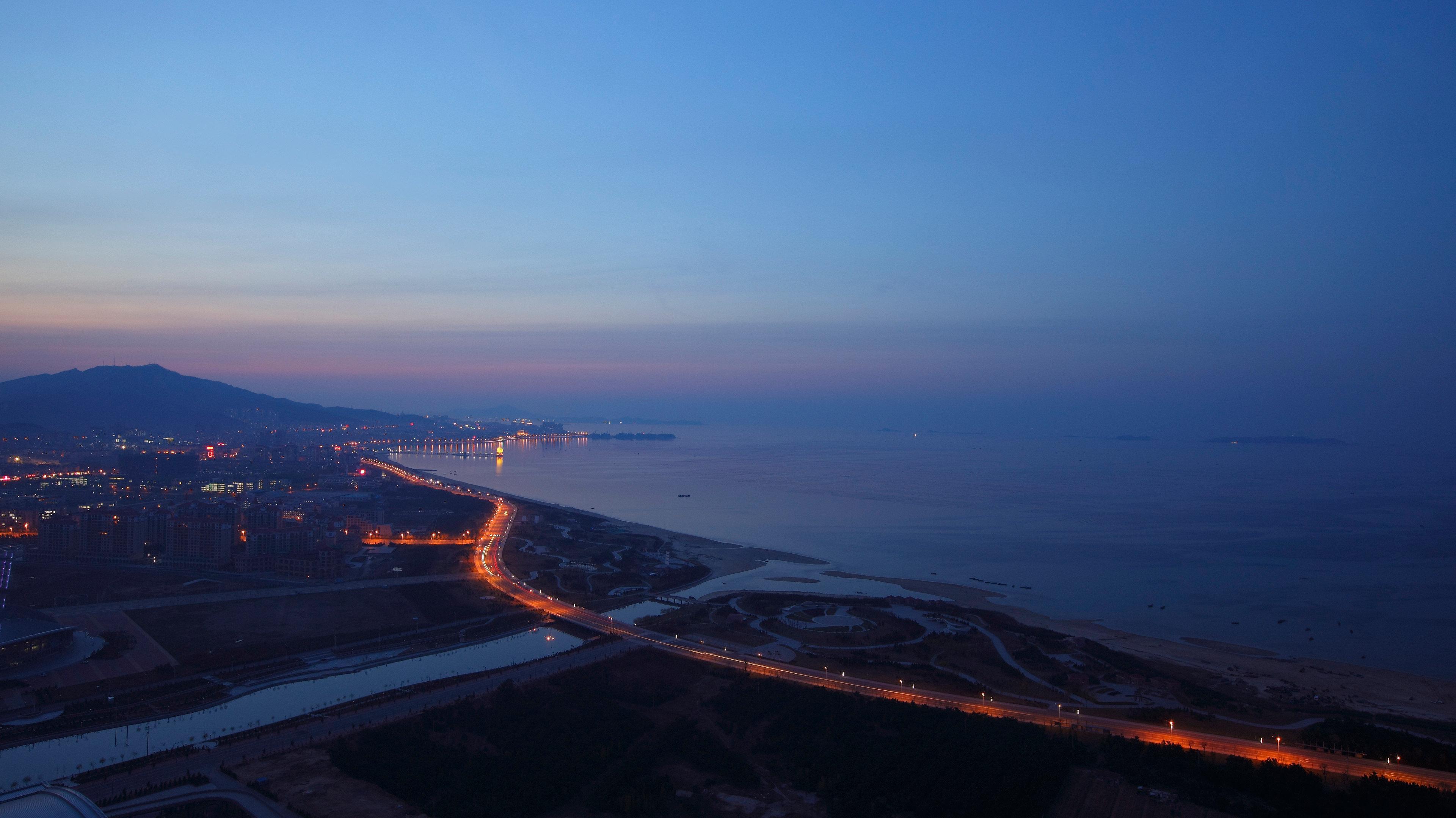 Crowne Plaza Yantai Sea View By Ihg Hotel Exterior photo